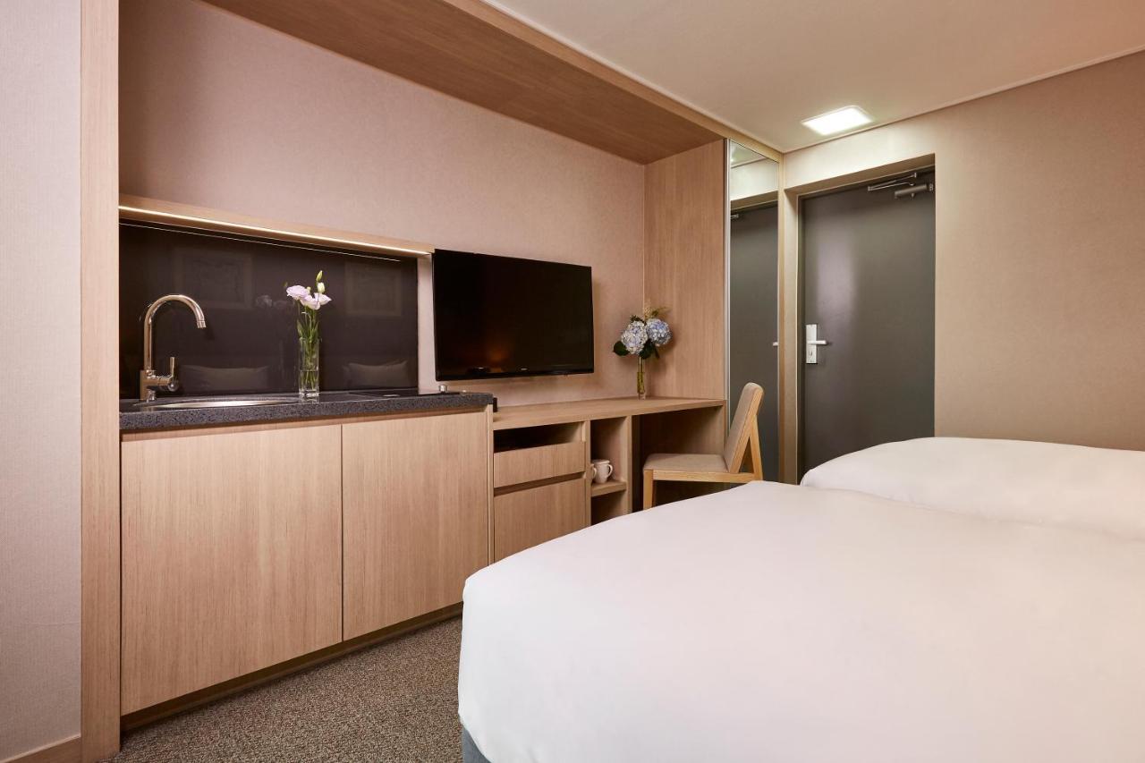 ג'ינג'ו Raonstay In Perla Hotel מראה חיצוני תמונה
