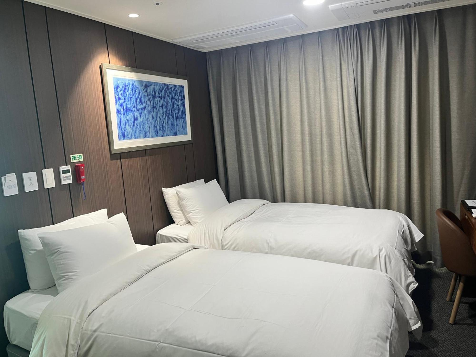 ג'ינג'ו Raonstay In Perla Hotel מראה חיצוני תמונה