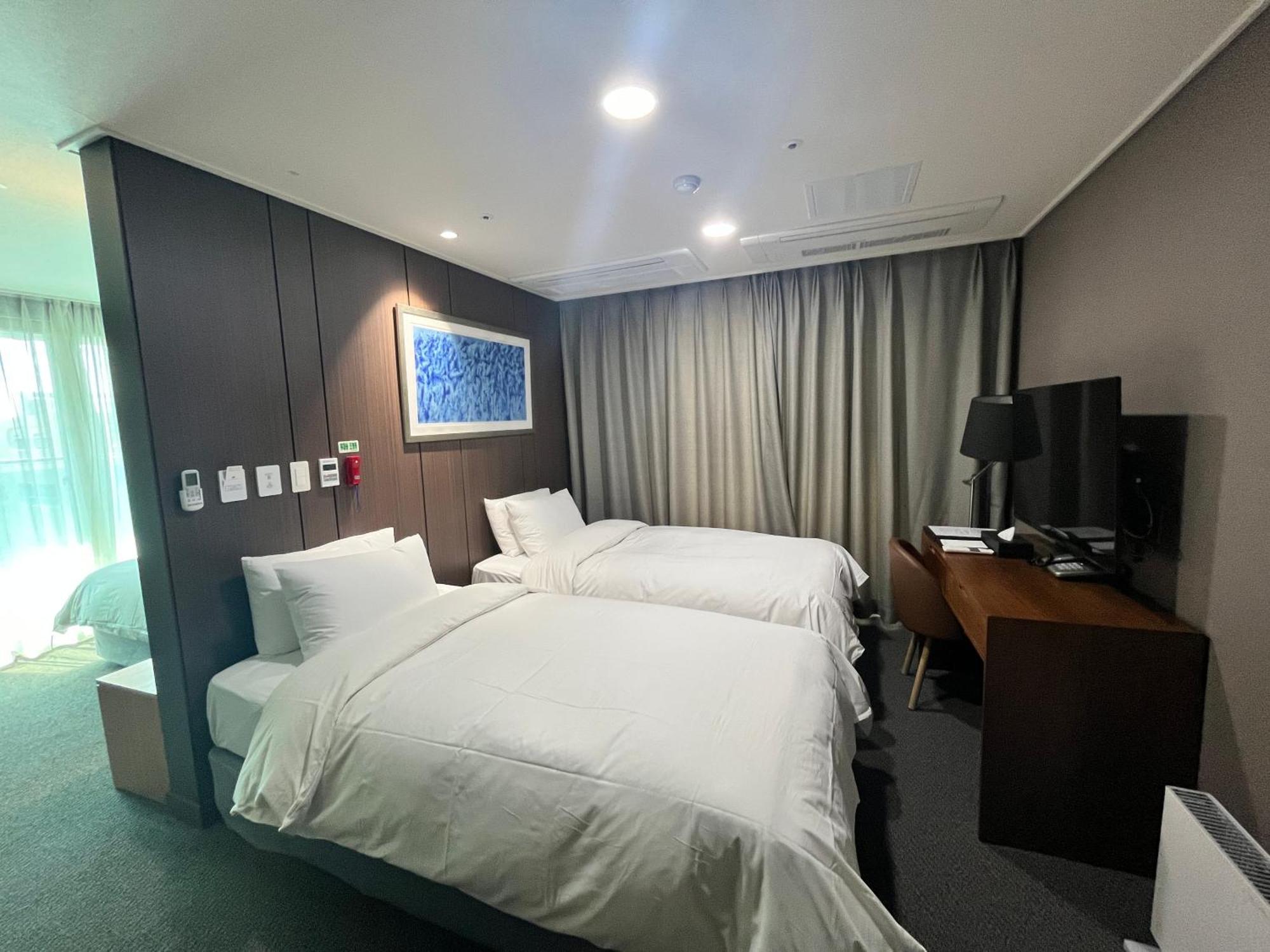 ג'ינג'ו Raonstay In Perla Hotel מראה חיצוני תמונה