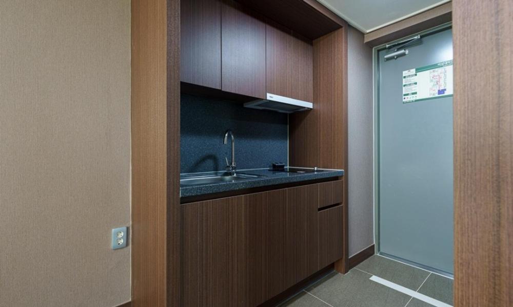ג'ינג'ו Raonstay In Perla Hotel מראה חיצוני תמונה